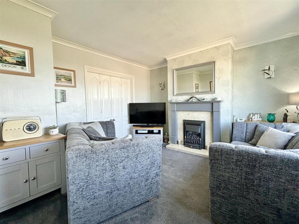 Additional image 26 of Ascot Drive, Bradford 7