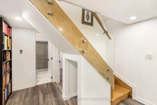 Additional image 21 of 377 Lansdowne Ave