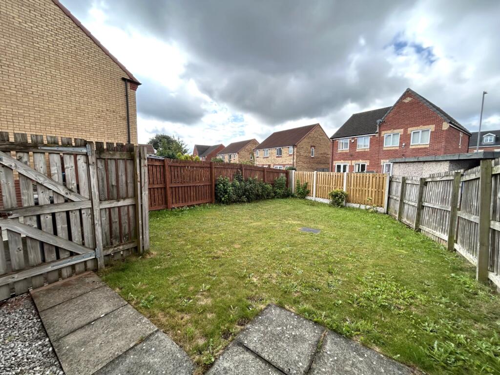 Additional image 8 of High Broom Close, Bradford, West Yorkshire, BD4