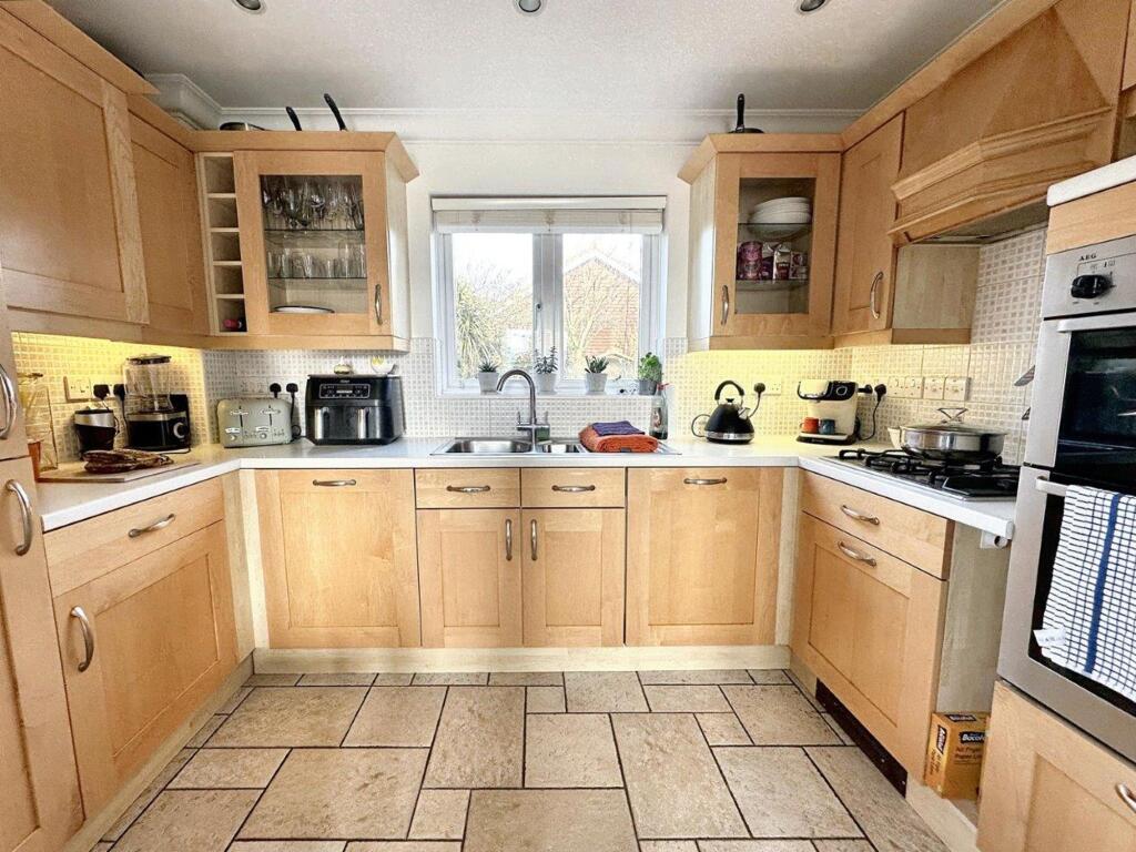 Additional image 31 of Burnes Vale, Rottingdean, BN2 7DW