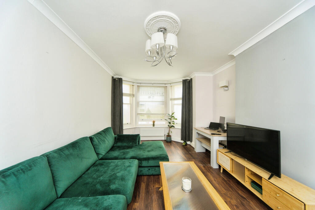 Additional image 4 of Queens Gardens, Eastbourne, BN21