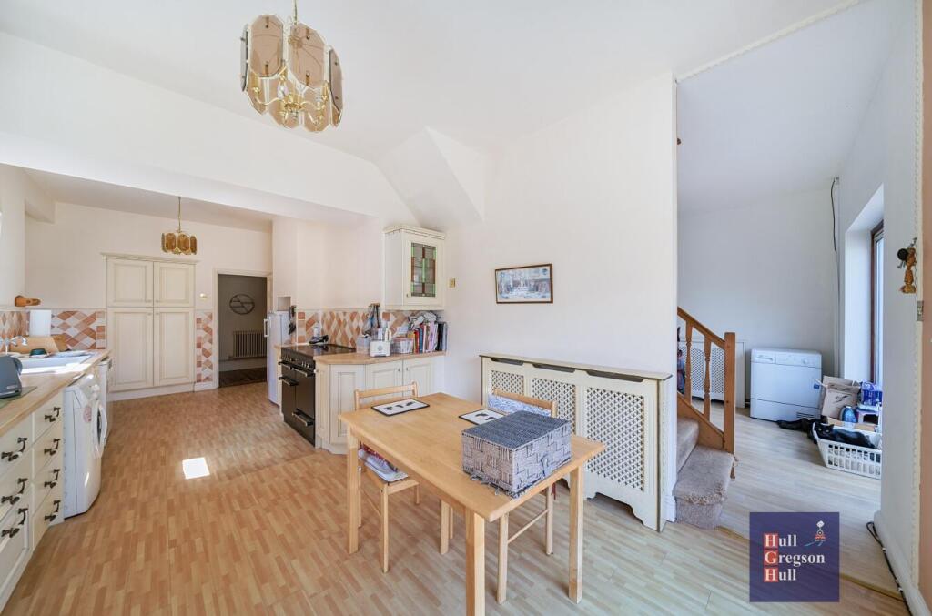 Additional image 20 of Victoria Avenue, Swanage