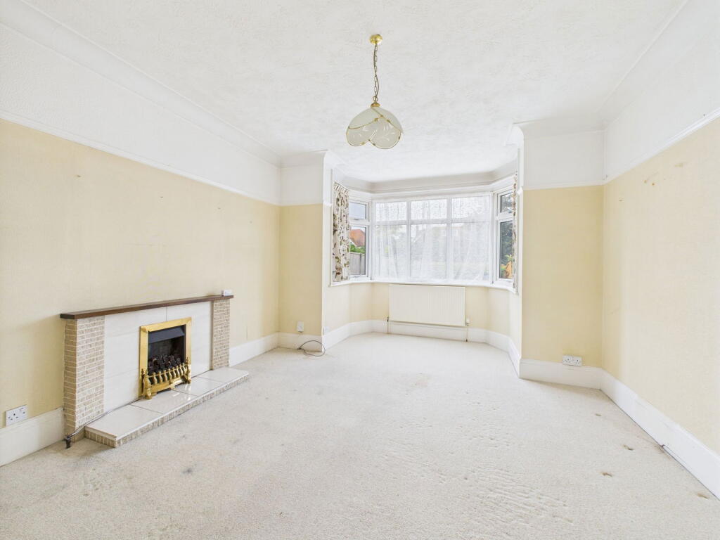 Additional image 5 of Grand Avenue, Worthing, BN11