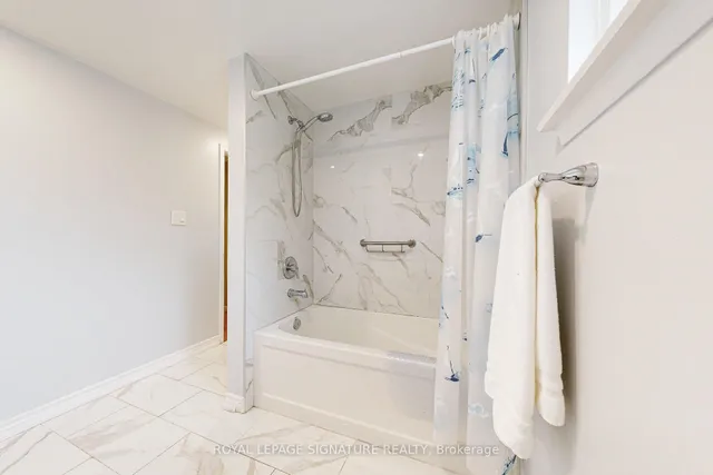 Additional image 28 of 44 Deepdale Dr