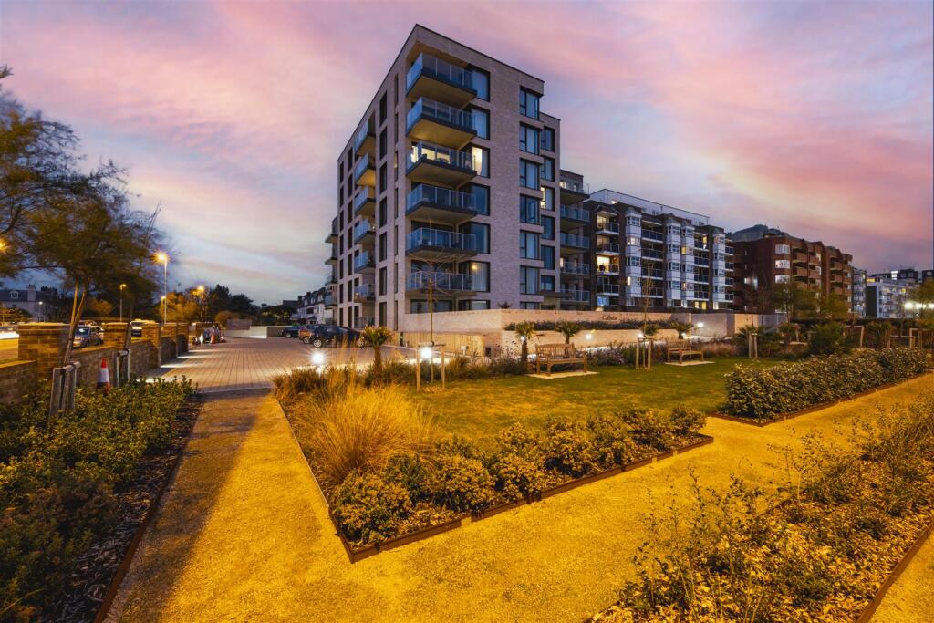 Additional image 38 of Calista, West Parade, Worthing