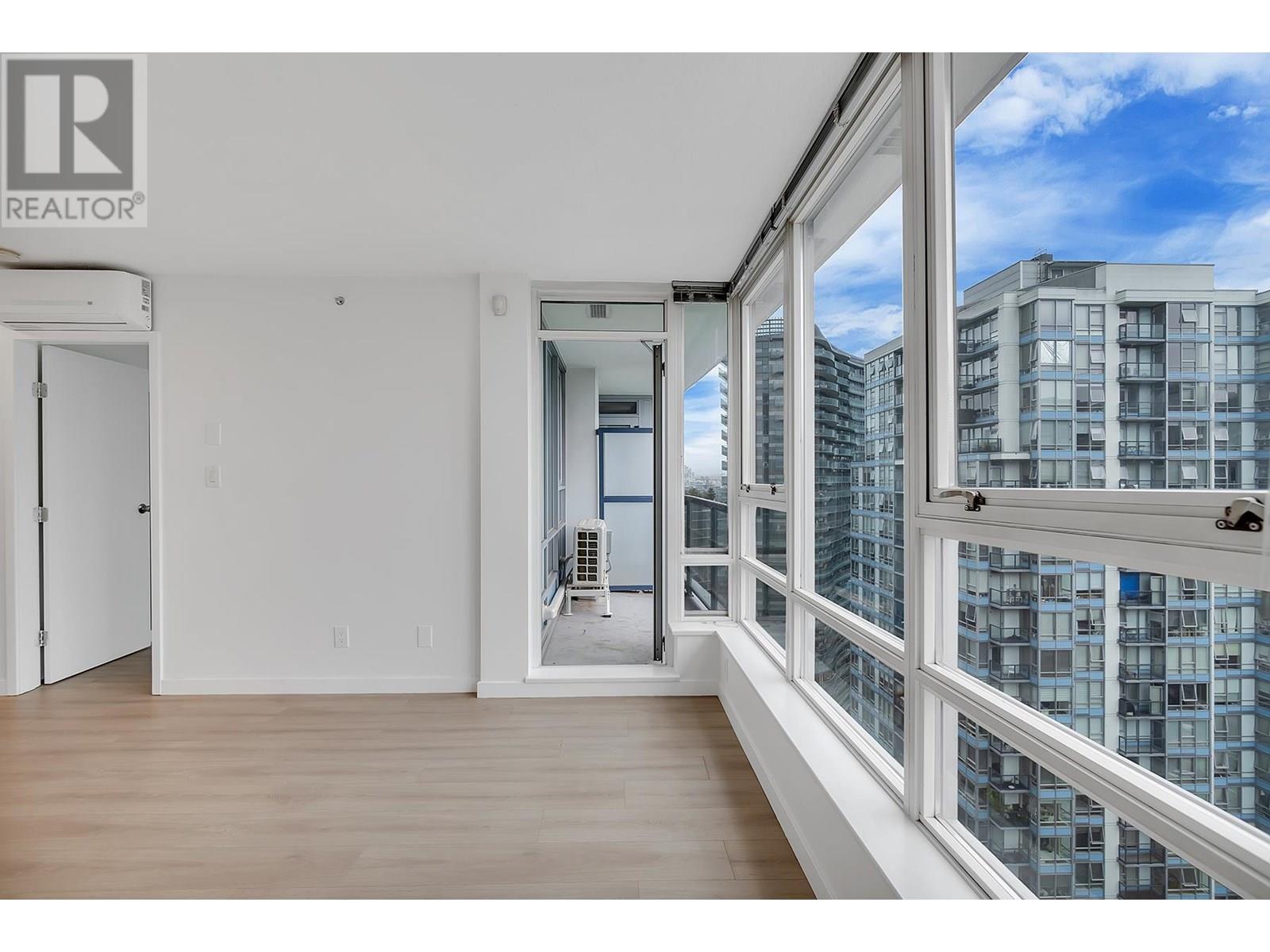 2611 928 BEATTY STREET|Vancouver, British Columbia V6Z3G6