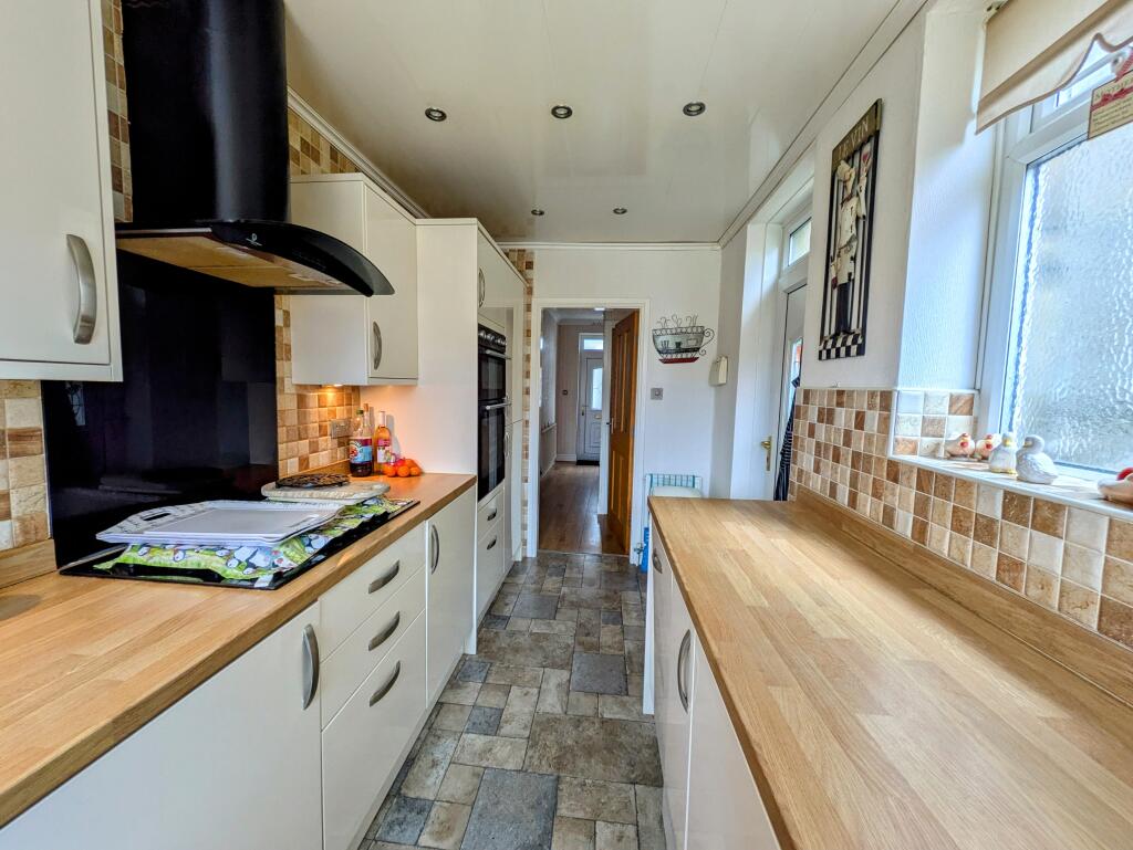 Additional image 7 of Ascot Avenue, Bradford, BD7