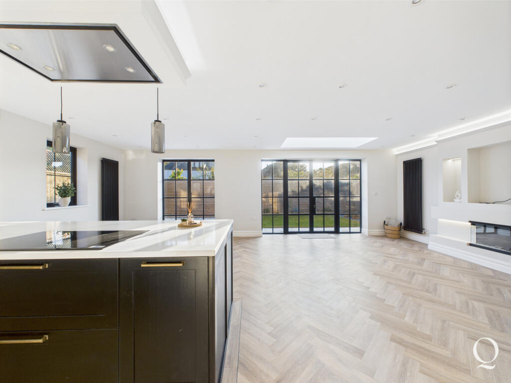 Additional image 8 of Pauntley Road, Mudeford