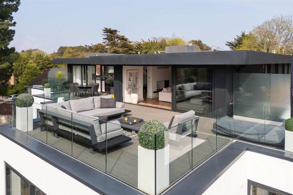 Additional image 18 of Bessborough Road, Canford Cliffs