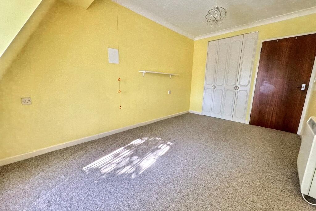 Additional image 6 of Ferndown