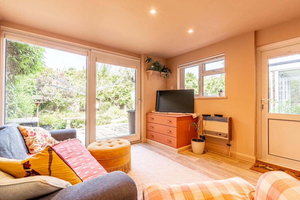 Additional image 19 of The Broadway, Wheathampstead, St. Albans, Hertfordshire, AL4