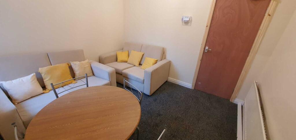 Additional image 3 of Kings road, Kings Heath