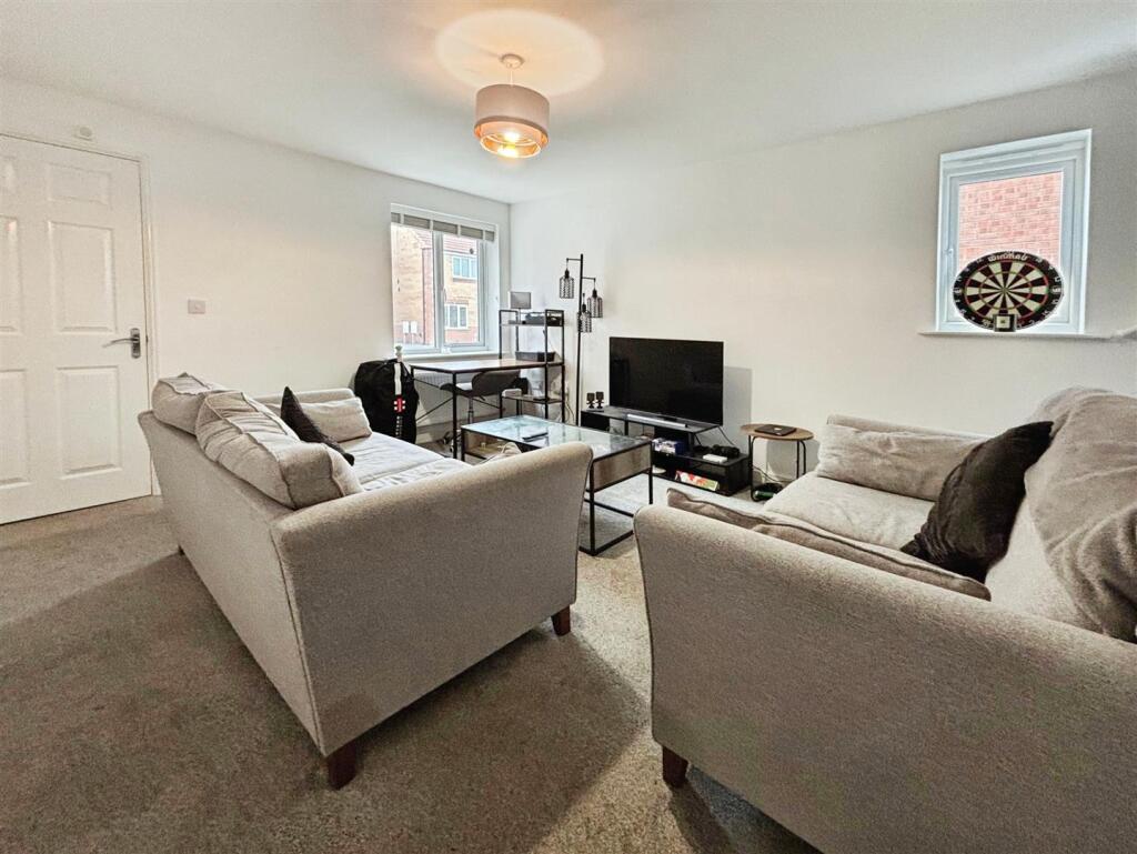 Additional image 2 of Blackthorne Close, Bradford, BD2 3EQ