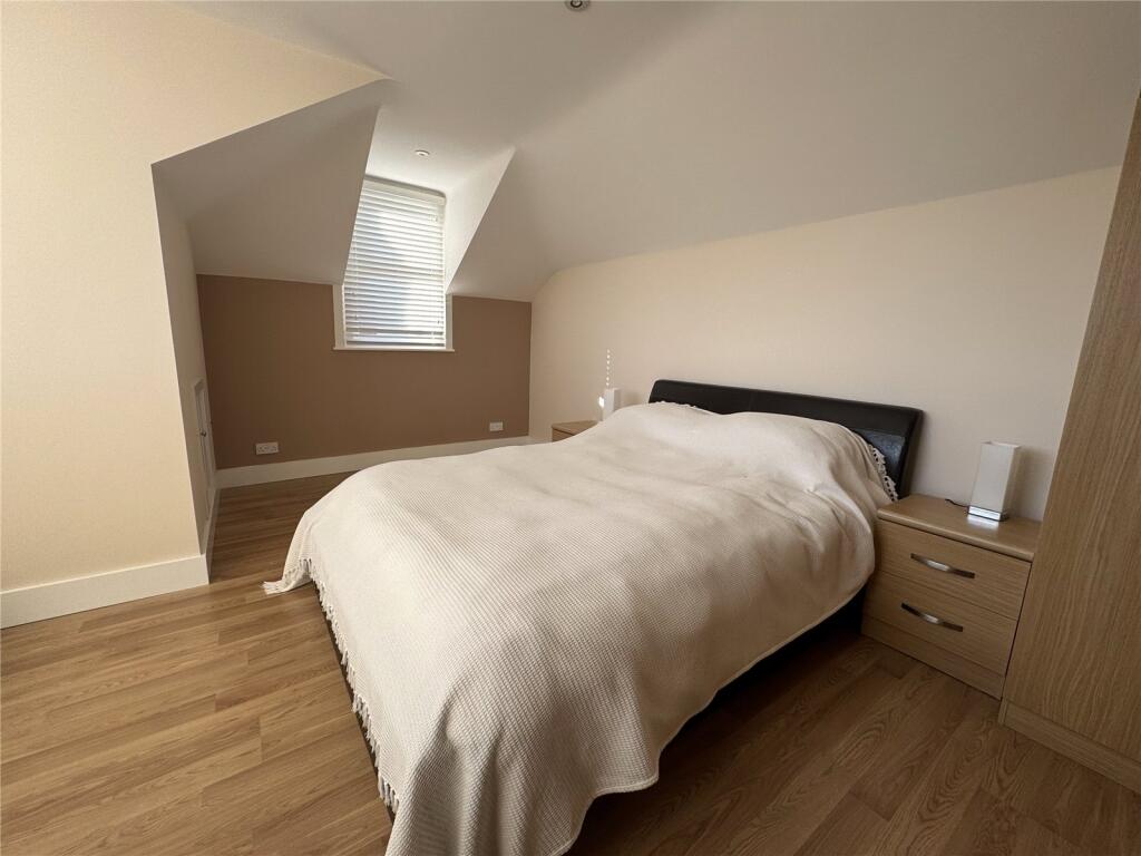 Additional image 12 of Highlands Road, Barton On Sea, Hampshire, BH25