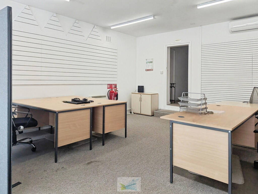 Additional image 3 of New Milton