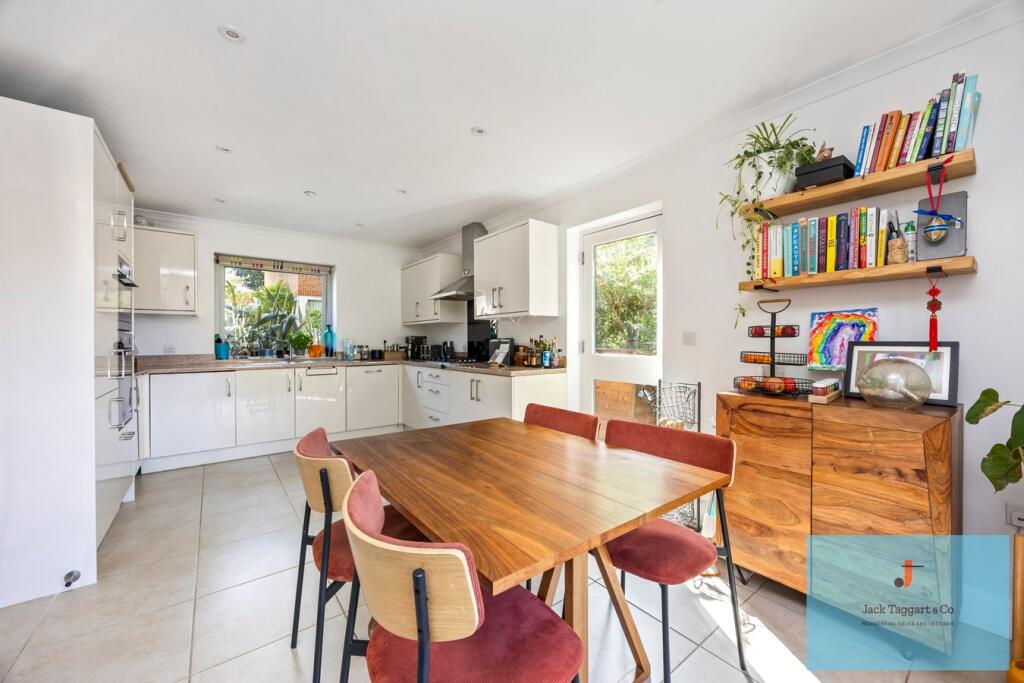 Additional image 3 of Preston Park Avenue, Brighton, BN1