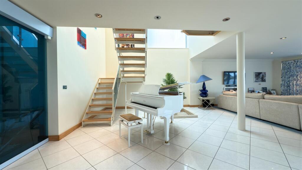 Additional image 8 of Salterns Way, Lilliput