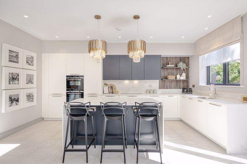 Additional image 6 of Essendon, Hertfordshire, AL9