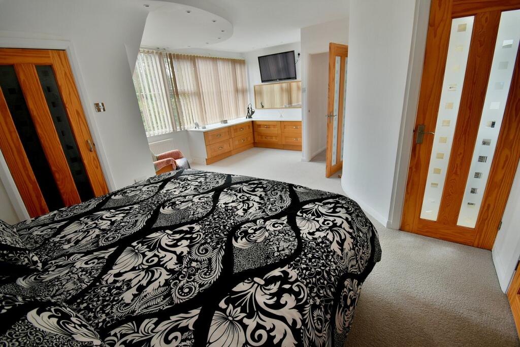 Additional image 11 of Golf Links Road, Ferndown, BH22