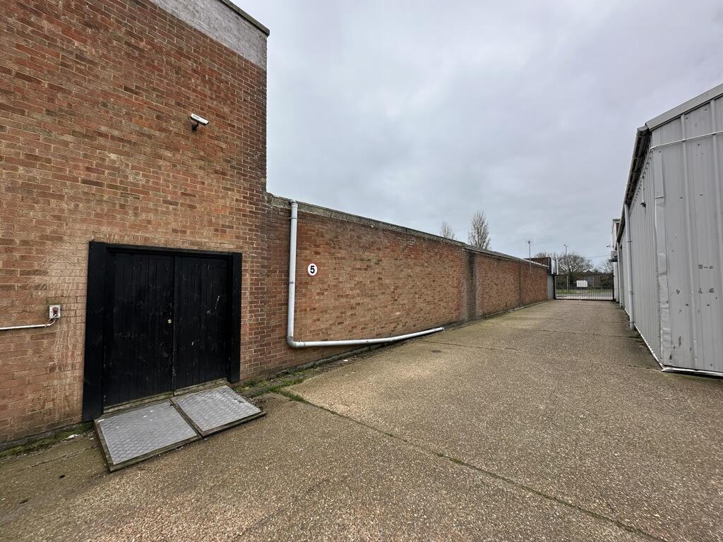 Additional image 9 of 18-22 Lottbridge Drove, Eastbourne, East Sussex, BN23 6NS