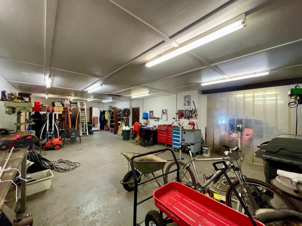 Additional image 5 of Barrack Road, West Parley, Ferndown