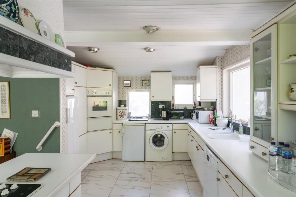 Additional image 8 of Brudenell Avenue, Canford Cliffs