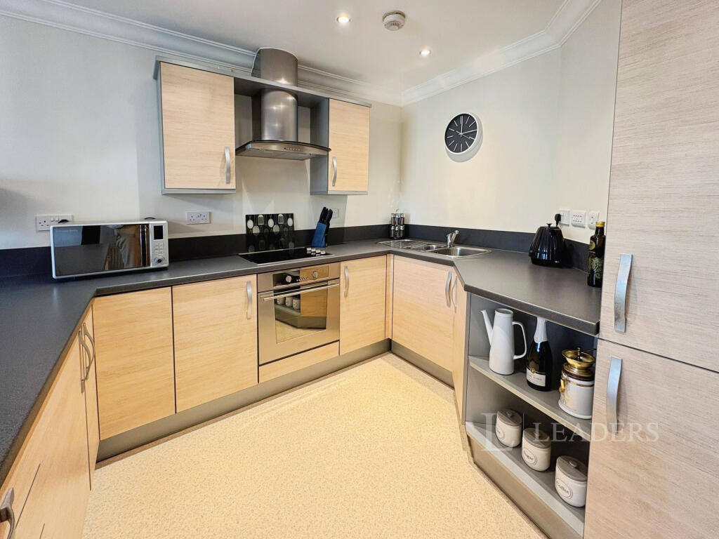 Additional image 5 of Pinnacle House