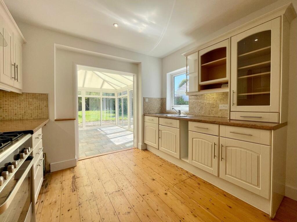 Additional image 17 of Sherwood Avenue, Whitecliff, BH14