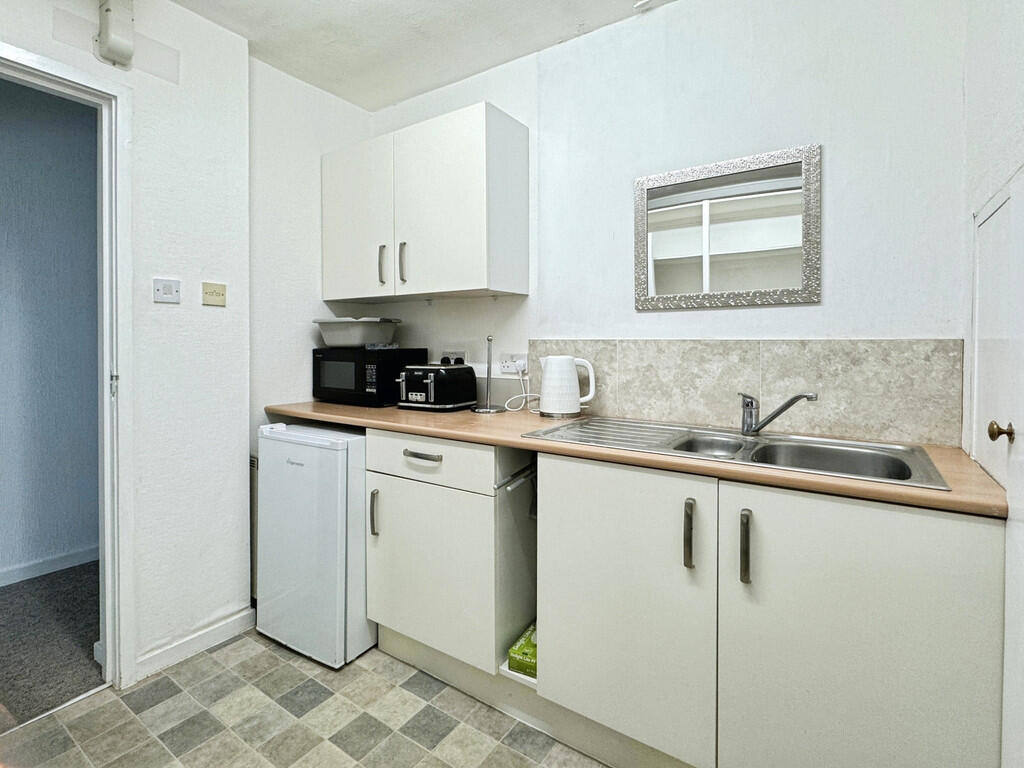 Additional image 5 of New Milton