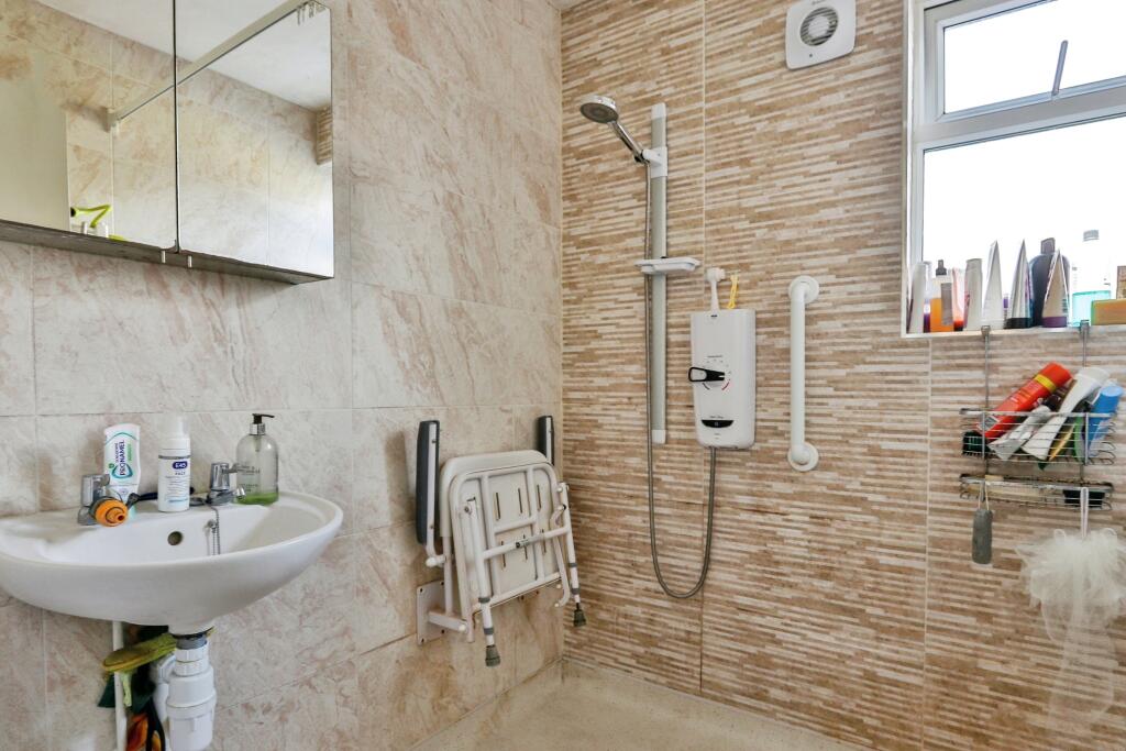 Additional image 8 of 41 Plantation Road, Poole, BH17