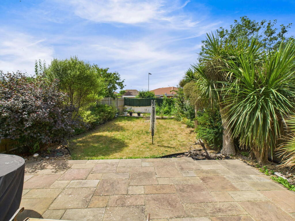 Additional image 17 of Seamill Park Crescent, Worthing, BN11 2PN