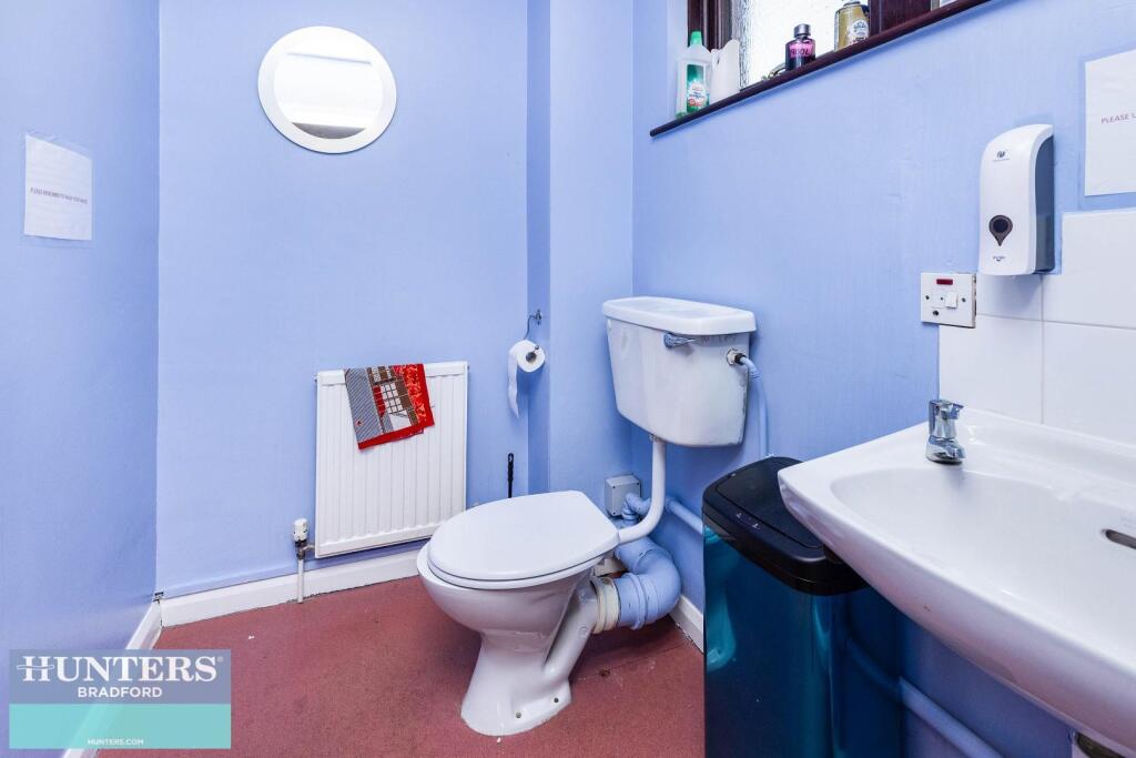 Additional image 10 of 471 Great Horton Road Bradford, West Yorkshire, BD7 3DL