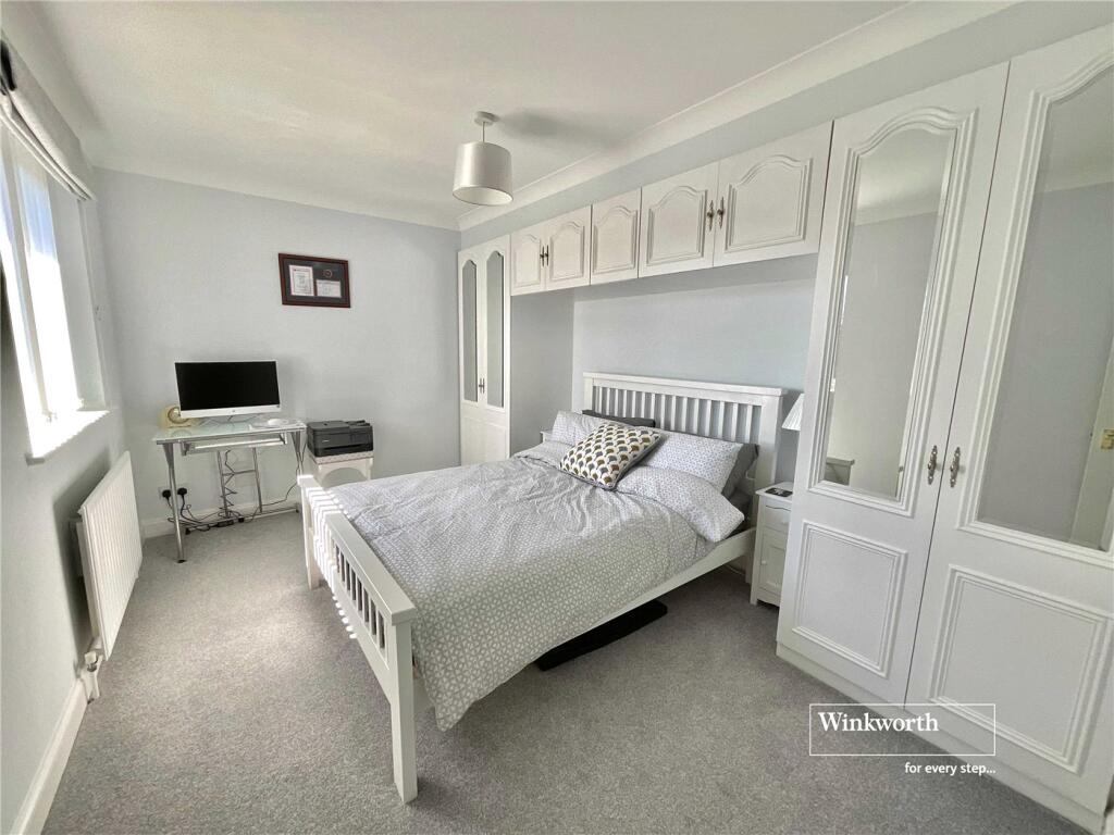 Additional image 9 of Barton Court Avenue, Barton on Sea, New Milton, Hampshire, BH25