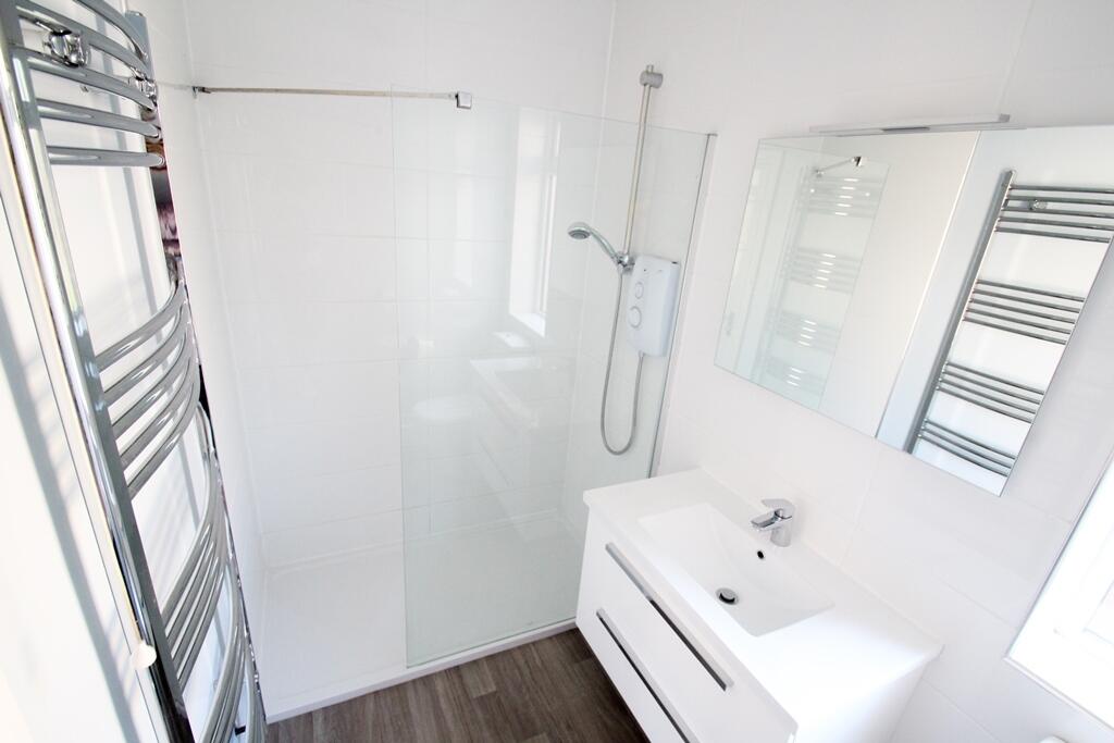 Additional image 6 of Modern Student House on Nortoft Road