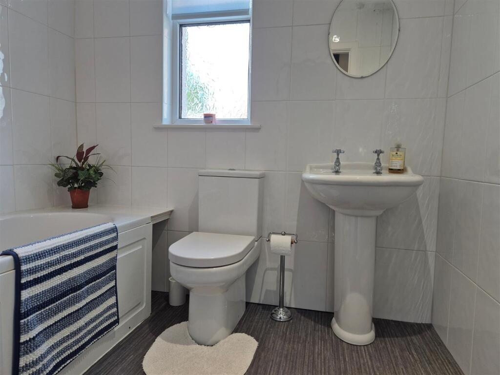 Additional image 12 of Manor House Gardens, Leeds Rd, Eccleshill