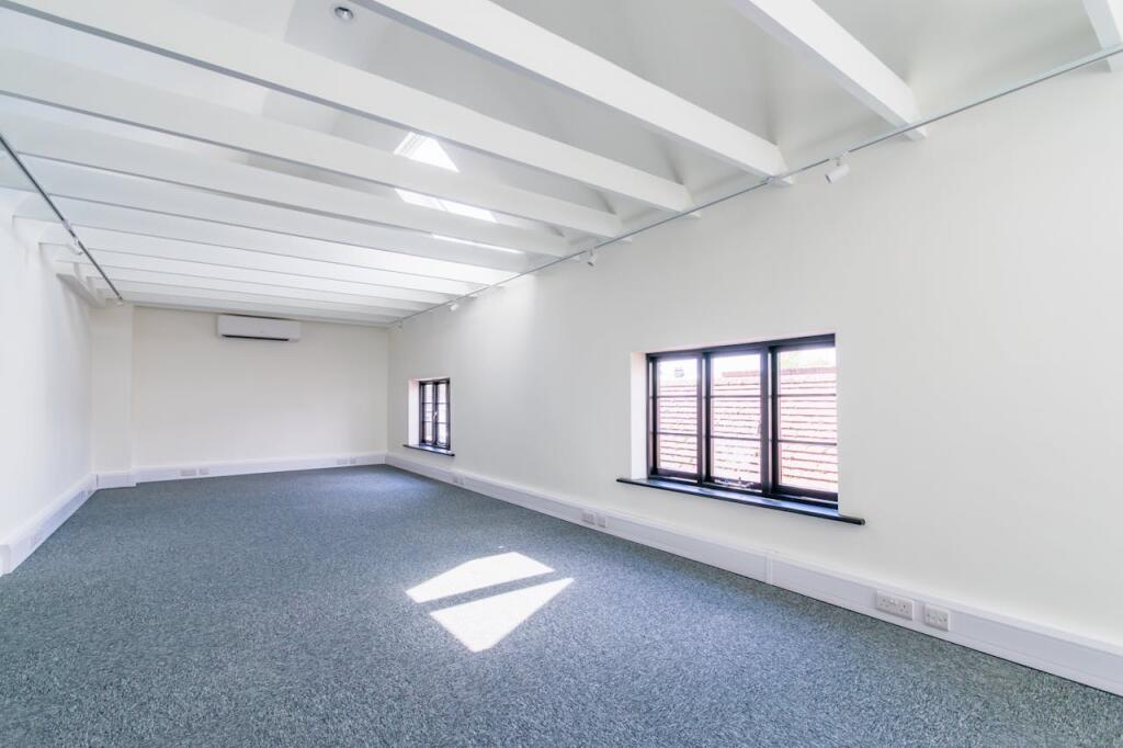 Additional image 6 of Fridays Court, High Street, Ringwood, BH24 1AB