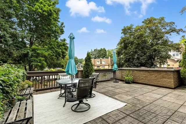 Additional image 15 of 250 Kingswood Dr Unit 12