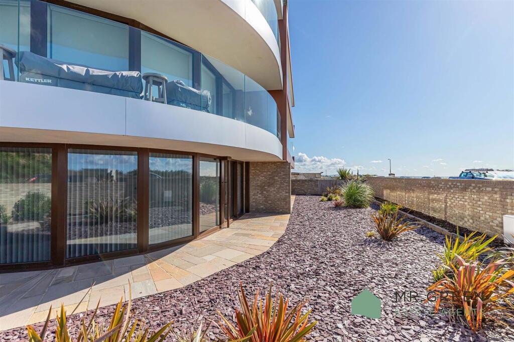 Additional image 30 of 47 Southbourne Overcliff Drive, Bournemouth, Dorset, BH6 3PE