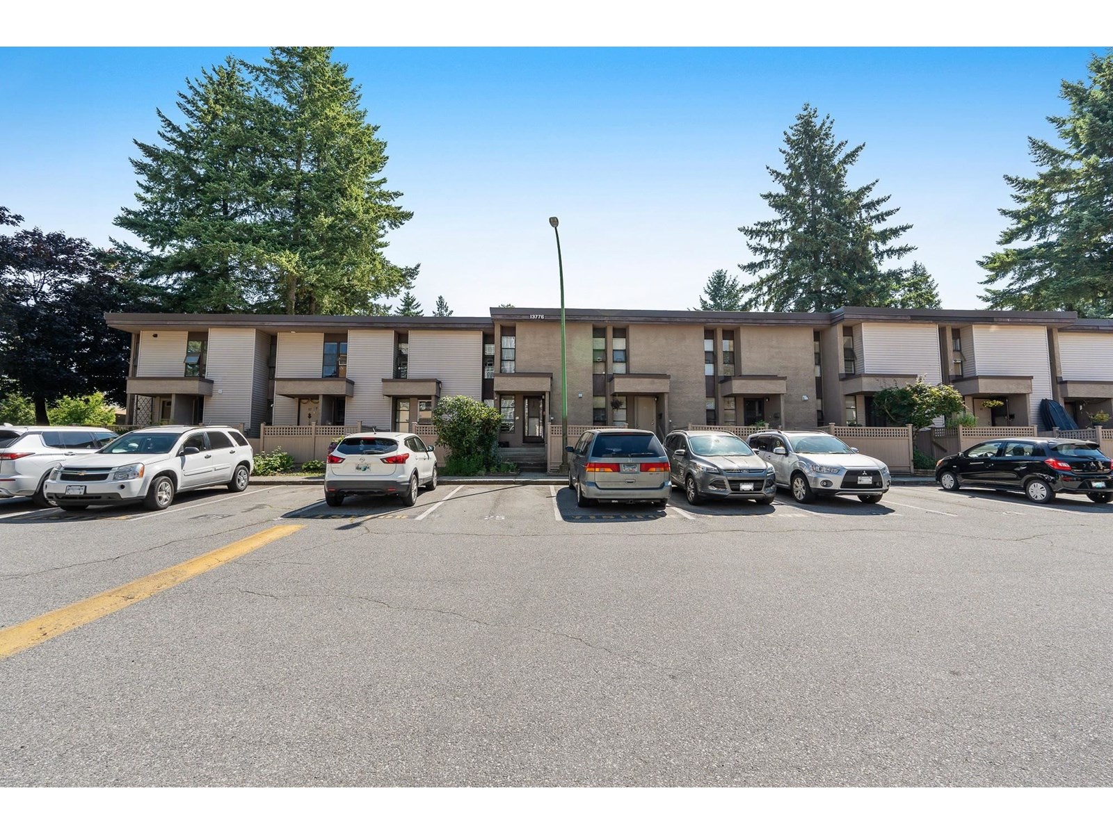 96 13776 CENTRAL AVENUE|Surrey, British Columbia V3T1R9