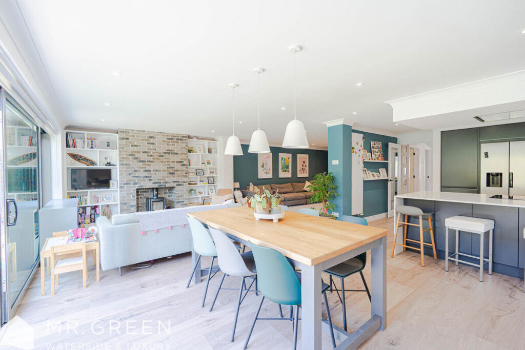 Additional image 8 of Hurn Way, Christchurch, Dorset, BH23 2PB