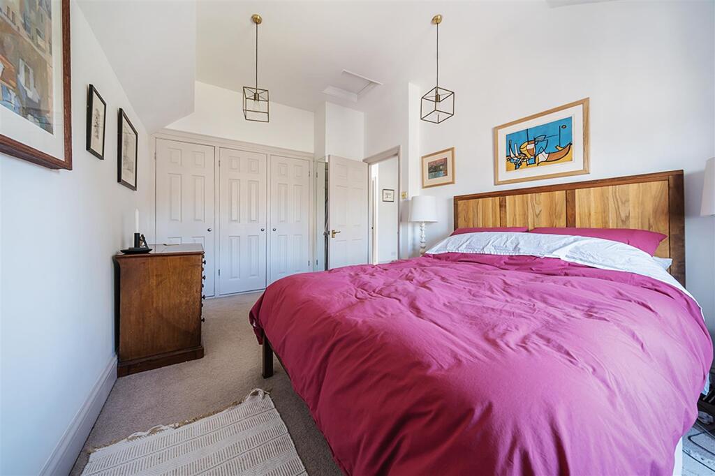 Additional image 9 of London Road, Arundel