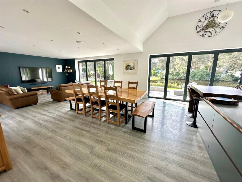 Additional image 33 of Avon Castle Drive, Ringwood, BH24