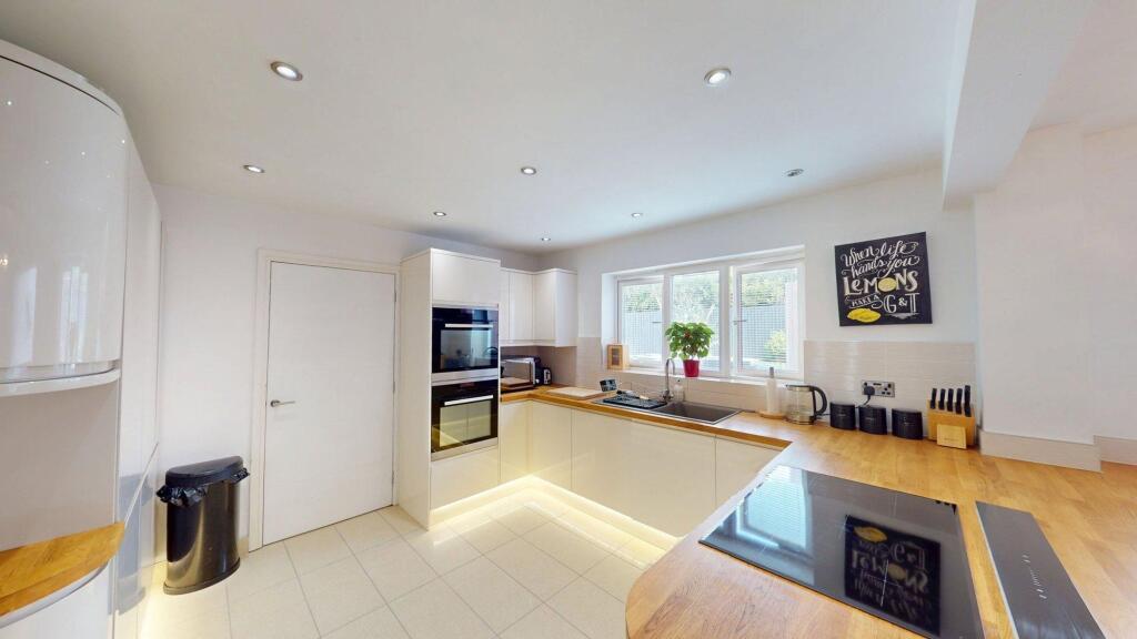 Additional image 5 of Sandyway Close, Westhoughton, BL5