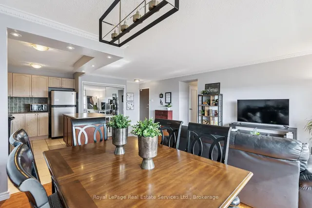 Additional image 15 of 135 Marlee Ave Unit 1202