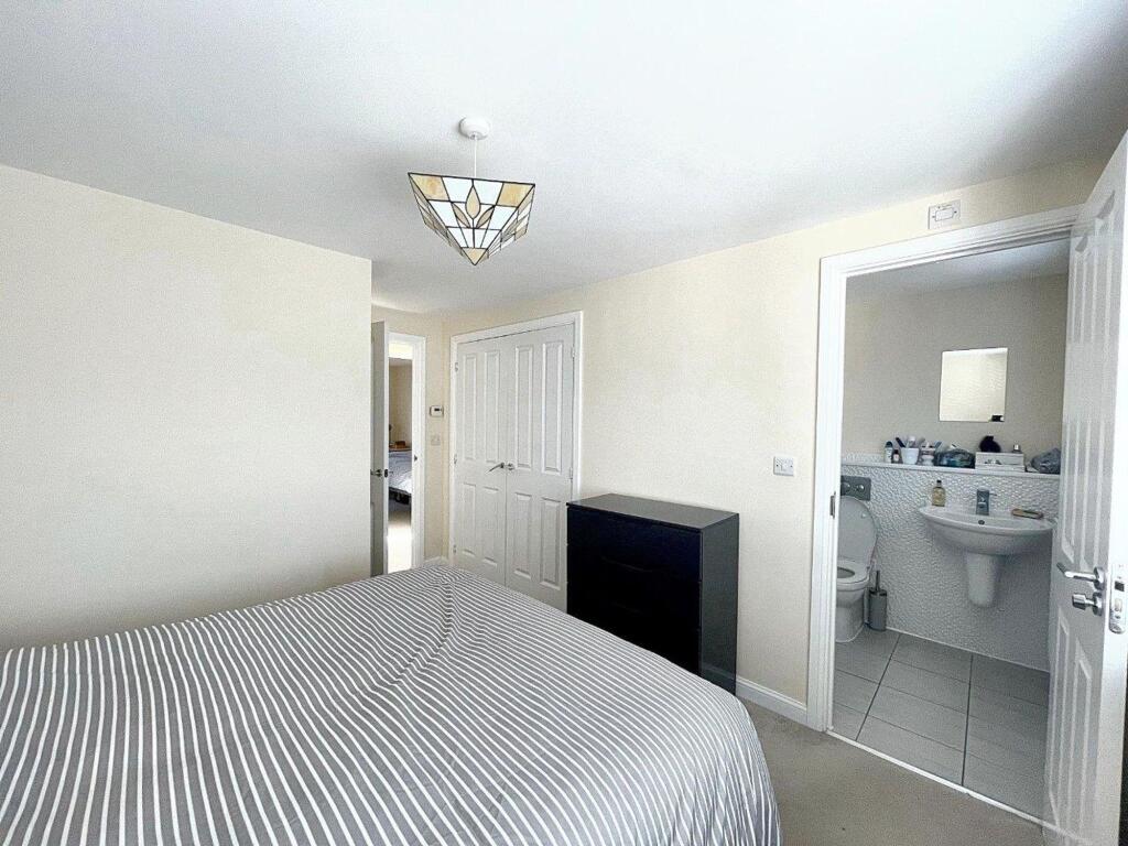 Additional image 8 of Gladys Avenue, Peacehaven, BN10 8FF