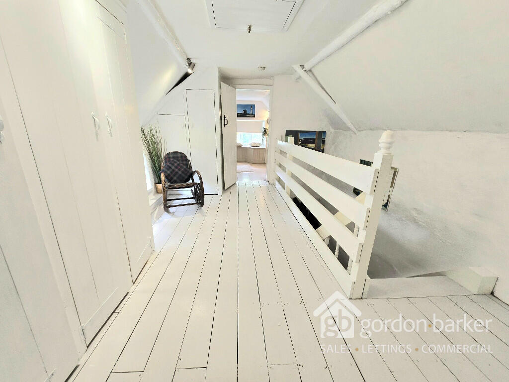 Additional image 18 of Crescent Road, Verwood, Dorset, BH31