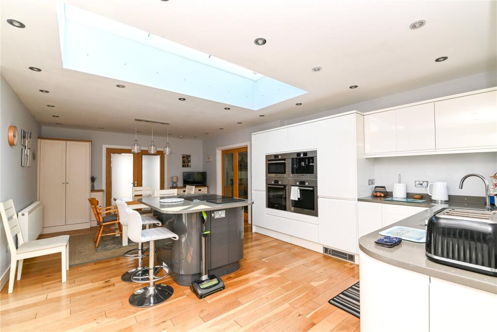 Additional image 21 of Fenleigh Close, Barton on Sea, New Milton, Hampshire, BH25