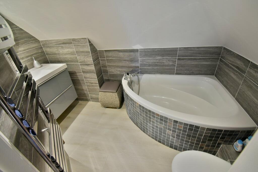 Additional image 16 of Golf Links Road, Ferndown, BH22
