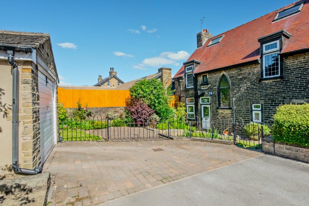 Additional image 27 of Hollingwood Mount, Great Horton, Bradford, BD7