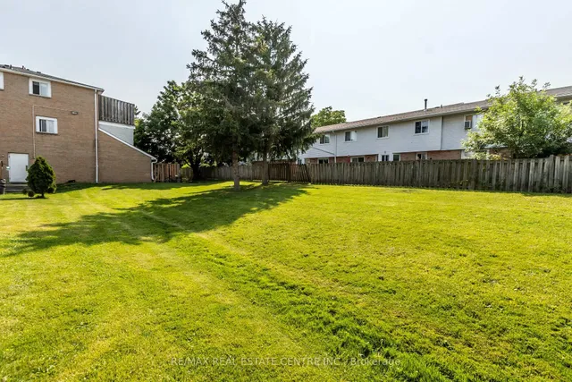 Additional image 24 of 67 Valleyview Rd Unit 35